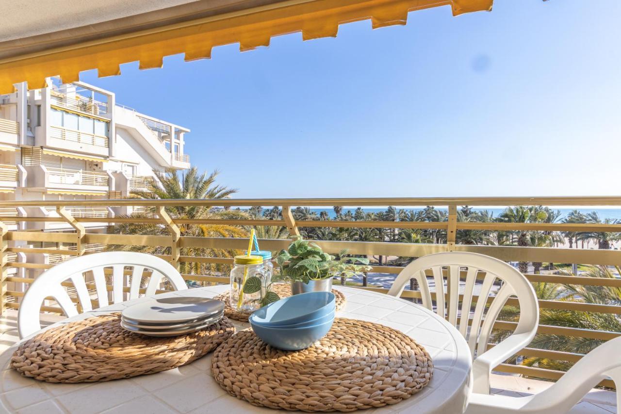 Novelty Con Vistas Al Mar Διαμέρισμα Σαλού Εξωτερικό φωτογραφία